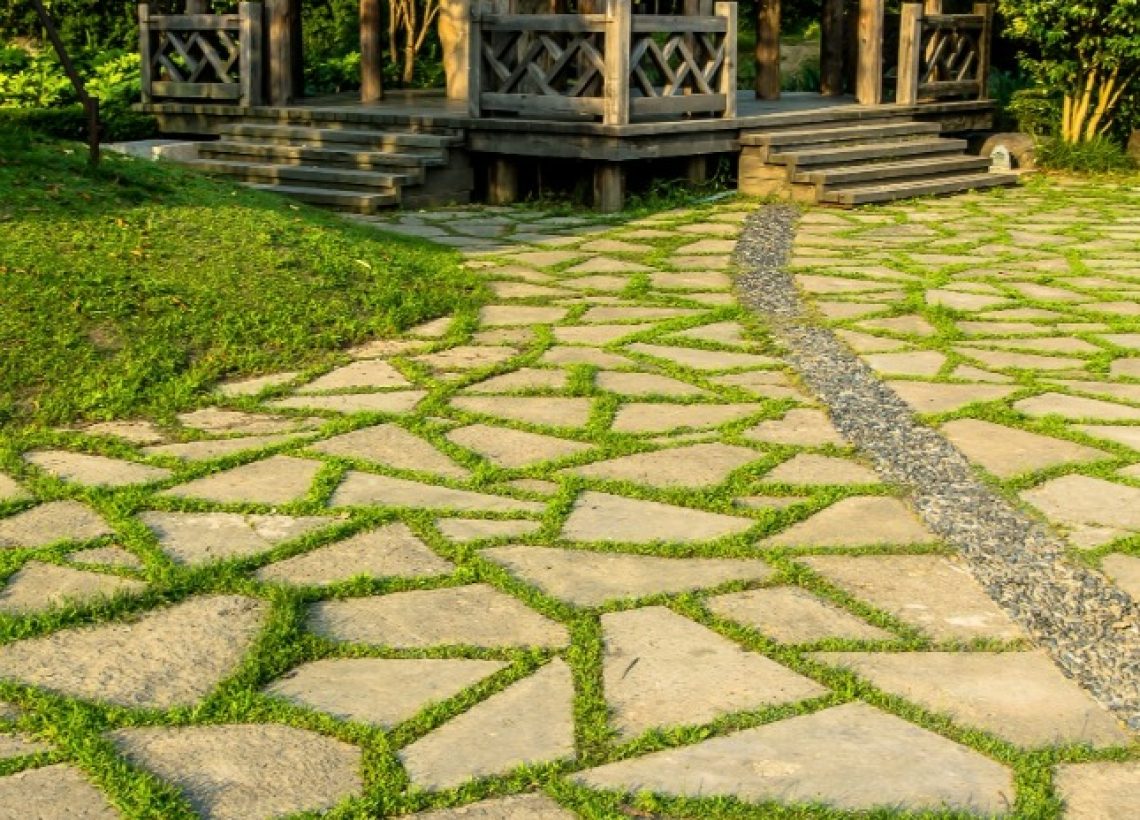 resort landscaping, stone paving